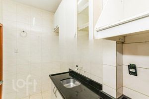 Image 10 - 878694