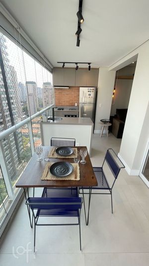 Image 23 - 878696