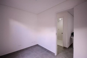Image 1 - 878699