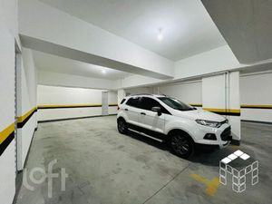 Image 17 - 878700