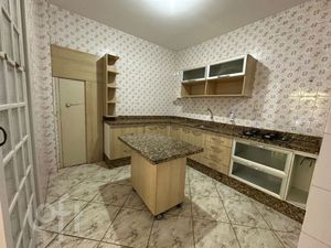 Image 11 - 878704