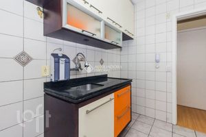 Image 7 - 878707