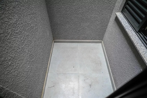 Image 11 - 878708