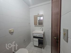 Image 19 - 878709