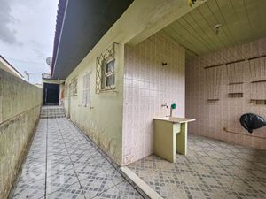 Image 29 - 878710