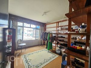 Image 6 - 878710