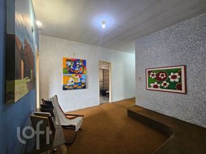 Image 21 - 878710