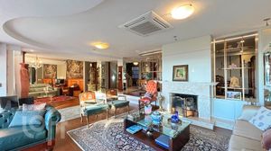 Image 21 - 878713