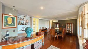 Image 11 - 878713
