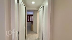 Image 19 - 878714