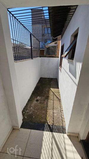 Image 24 - 878720