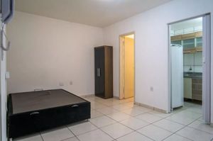 Image 1 - 878723