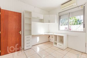 Image 9 - 878729