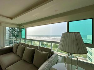 Image 9 - 878736