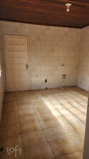 Image 8 - 878737