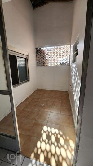 Image 6 - 878737