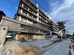 Image 16 - 878739