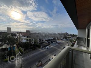 Image 10 - 878739