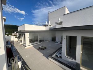 Image 13 - 878739