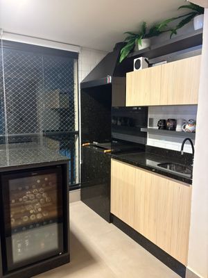 Image 9 - 878742