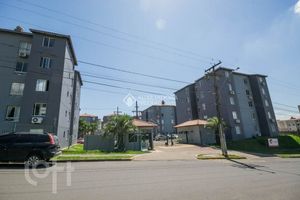 Image 8 - 878743
