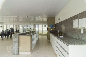 Image 30 - 878743