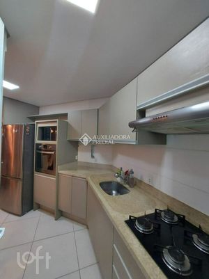 Image 3 - 878744