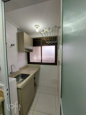 Image 9 - 878744