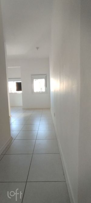 Image 5 - 878745