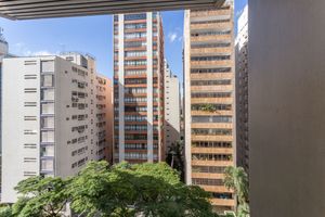 Image 19 - 878747