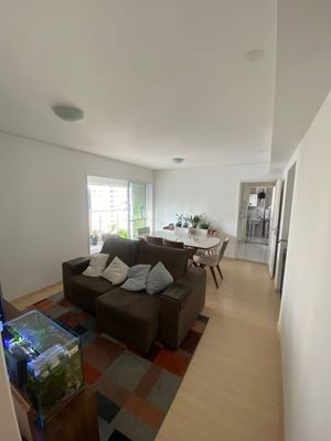 Image 1 - 878806