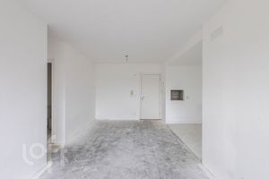 Image 5 - 878825