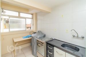 Image 13 - 878827