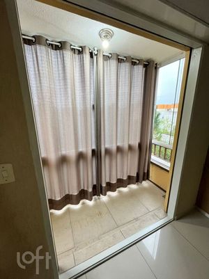 Image 9 - 878831