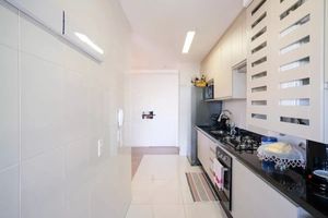 Image 9 - 878833