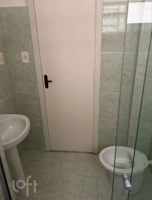 Image 8 - 878835