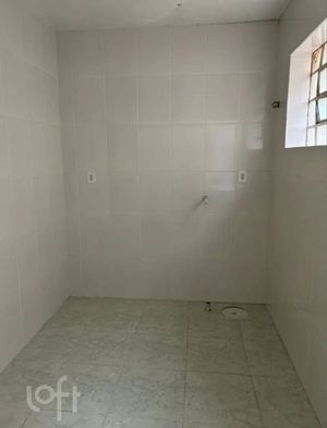 Image 12 - 878835