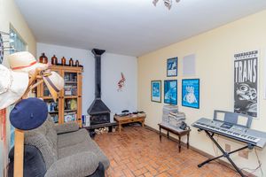 Image 26 - 878848