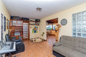 Image 27 - 878848