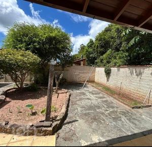 Image 4 - 878862