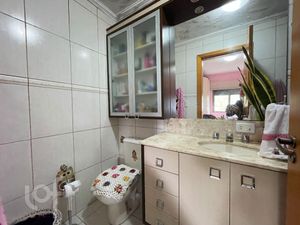 Image 12 - 878871