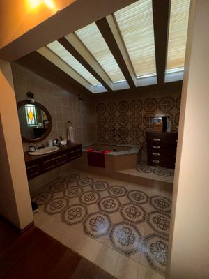 Image 22 - 878878