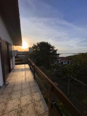 Image 4 - 878878