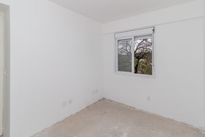 Image 11 - 878898