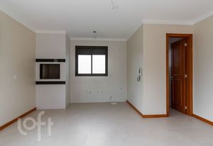 Image 17 - 878911