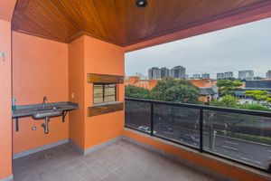 Image 4 - 878926