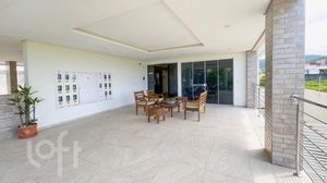Image 1 - 878931