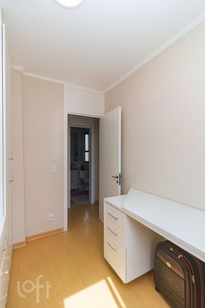 Image 9 - 878955