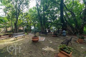 Image 25 - 878955