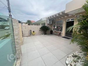 Image 30 - 878960